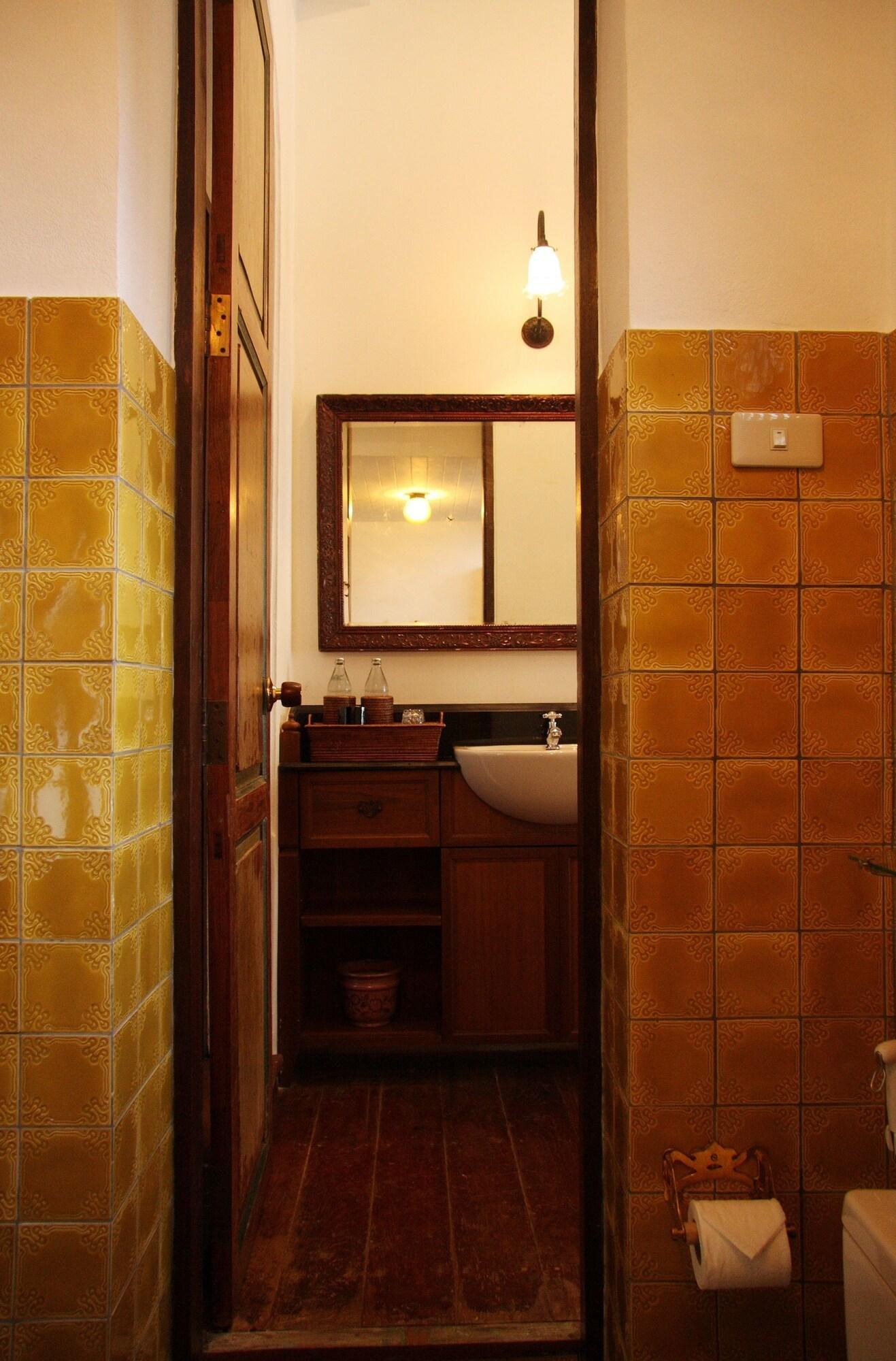 The Bhuthorn Bed & Breakfast Bangkok Exterior foto