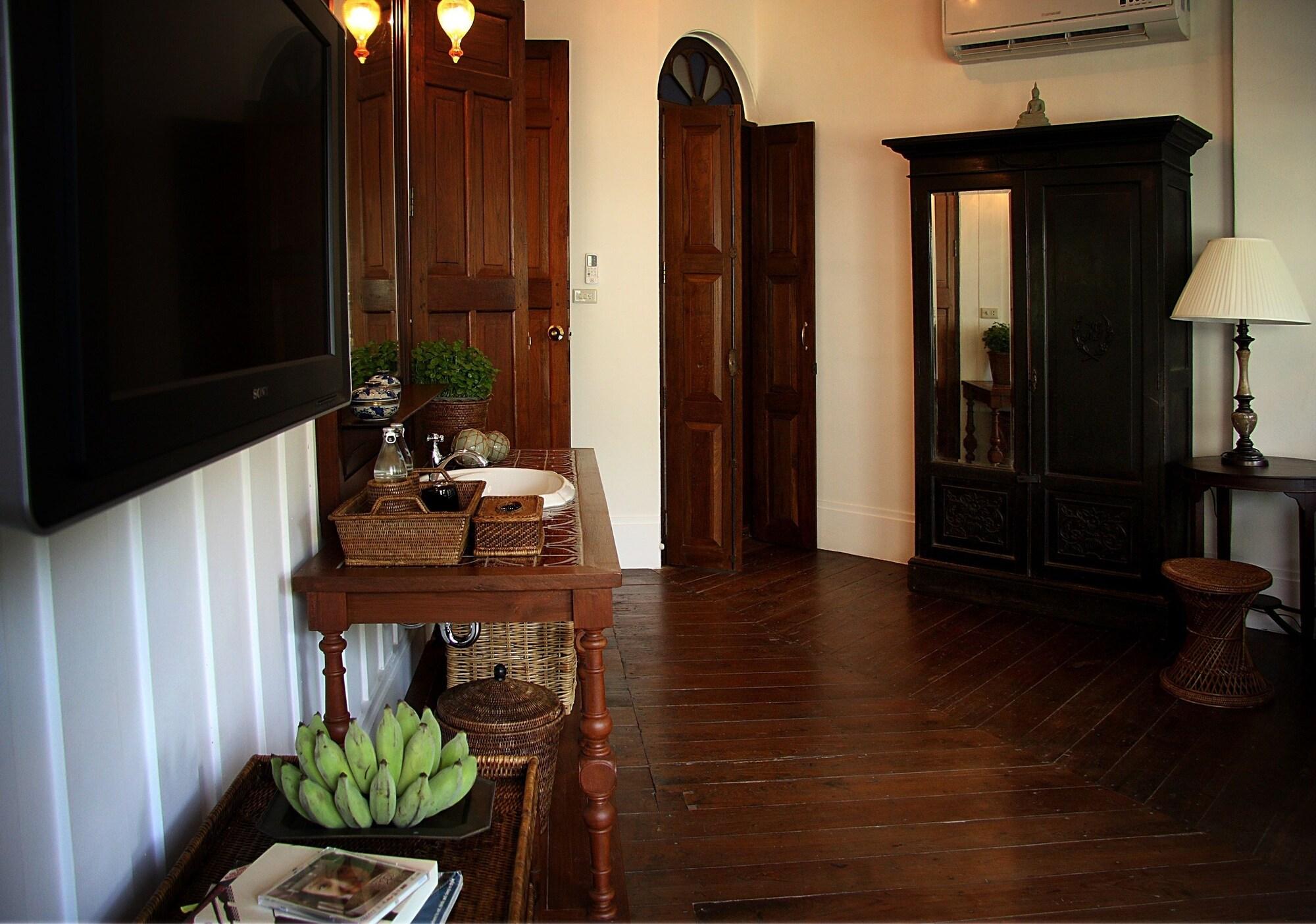 The Bhuthorn Bed & Breakfast Bangkok Exterior foto