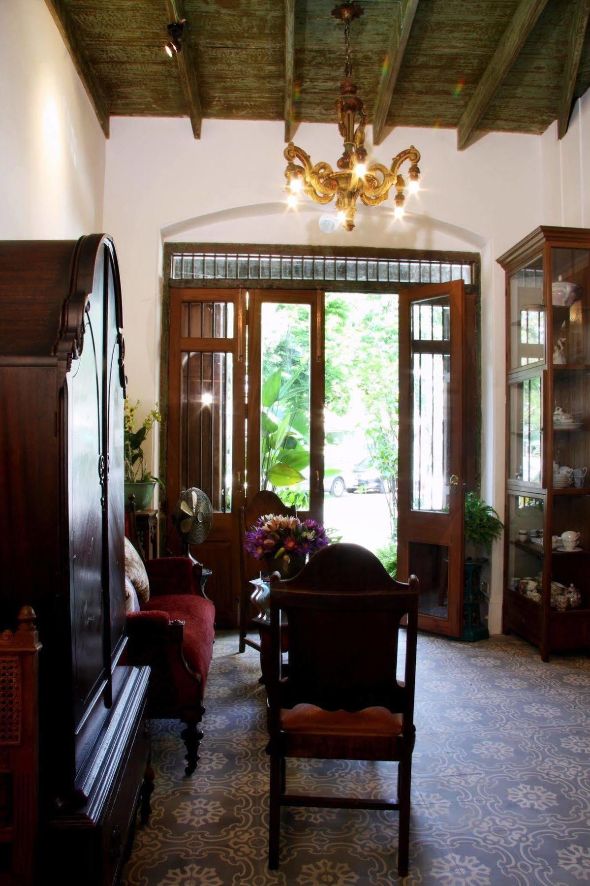 The Bhuthorn Bed & Breakfast Bangkok Exterior foto